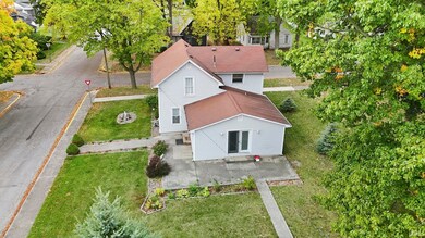 819 S Peters St, Garrett, IN 46738 - photo 3