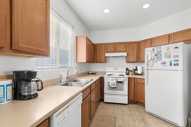 101 Zuni River Cir SW, Los Lunas, NM 87031 - photo 5