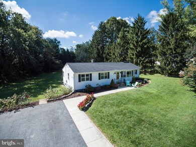 2011 Sherryl Ave, Sykesville, MD 21784 - photo 4