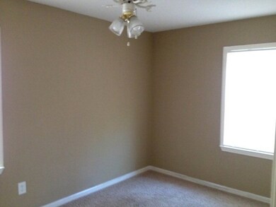 701 Paul St, Warner Robins, GA 31088 - photo 3