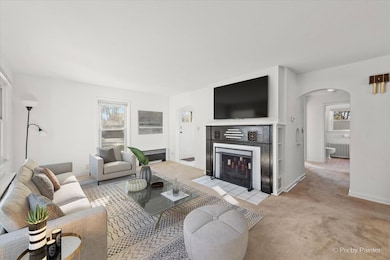 1106 W Highland Ave, Elgin, IL 60123 - photo 5