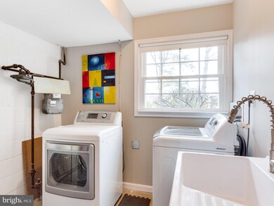 1943 Kirby Rd, McLean, VA 22101 - photo 7