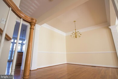 16493 Steerage Cir, Woodbridge, VA 22191 - photo 5