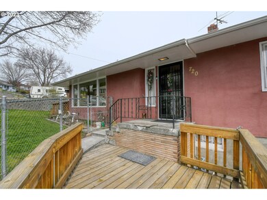 720 NW 11th St, Pendleton, OR 97801 - photo 2