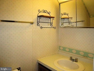 404 Barrington Ct, Palmyra, PA 17078 - photo 7