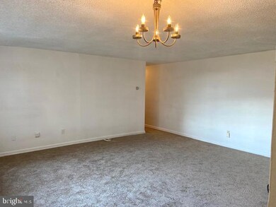 Radnor House unit 402, Bryn Mawr, PA 19010 - photo 5