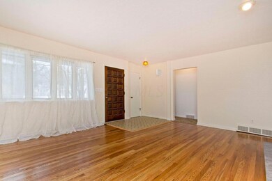 Great Room To Entry