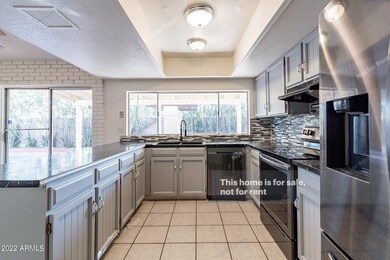 753 W Los Lagos Vista Ave, Mesa, AZ 85210 - photo 4