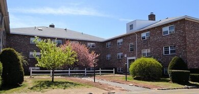 351 Hildreth St unit 12, Lowell, MA 01850 - photo 2