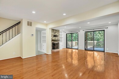 1610 Valencia Way, Reston, VA 20190 - photo 6