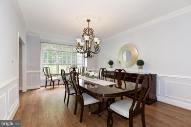 1008 Evonshire Ln, Great Falls, VA 22066 - photo 7