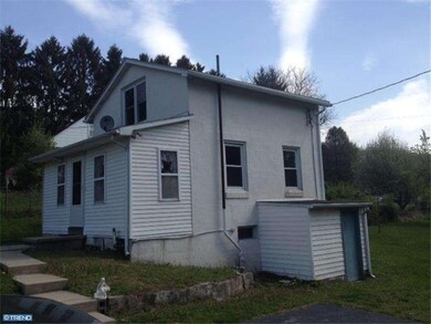 703 Grove Ave, Mohnton, PA 19540 - photo 2