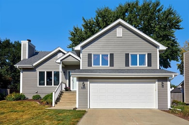 2172 NW 148th St, Clive, IA 50325 - photo 2