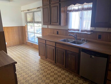 1202 Bellamah Dr, Alamogordo, NM 88310 - photo 2
