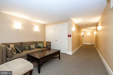 821 Harry St unit 105, Conshohocken, PA 19428 - photo 3