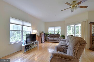 2554 Running Wolf Trail, Odenton, MD 21113 - photo 7