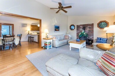 17 Brushy Ln, Edgartown, MA 02539 - photo 2