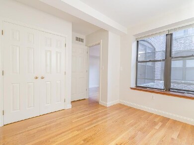 7 Henchman St unit Suite 303, Boston, MA 02113 - photo 6