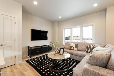 4420 Silver Blvd MLS-12