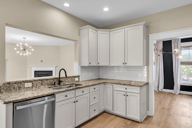 CREM - 327 Megan's Bay Ln-15
