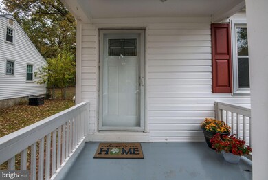 12206 Myrtle Ave, Beltsville, MD 20705 - photo 2