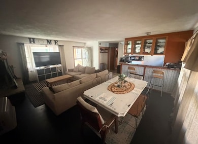 1752 W Stephenson St, Freeport, IL 61032 - photo 4