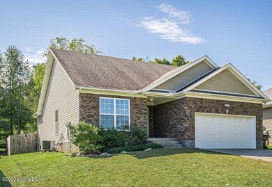 5918 E Manslick Rd, Louisville, KY 40219 - photo 2