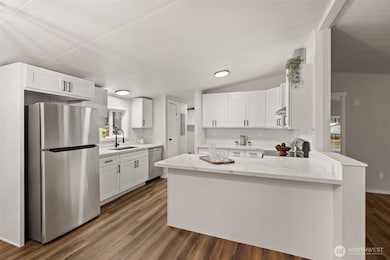 17340 Sargent Rd SW unit 61, Rochester, WA 98579 - photo 2