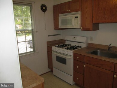 6714 W Wakefield Dr unit A1, Alexandria, VA 22307 - photo 6