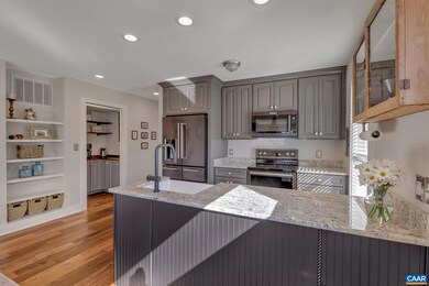 1502 Midland St, Charlottesville, VA 22902 - photo 6