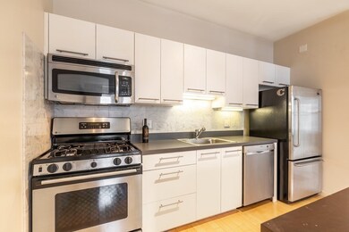453 Washington St unit 6B, Boston, MA 02111 - photo 6