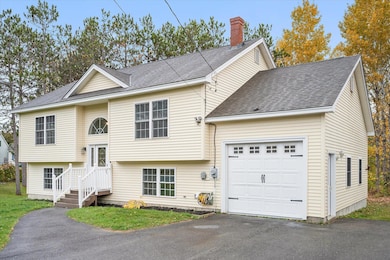 21 Yankee Ave, Bangor, ME 04401 - photo 2