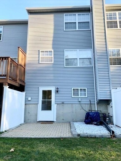 4 Waters Edge, Ludlow, MA 01056 - photo 2