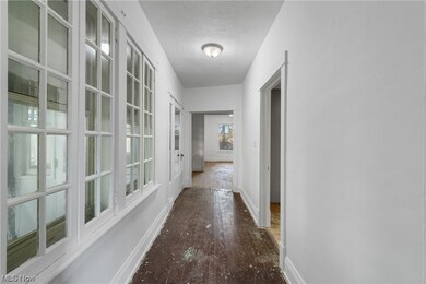 5521 Walker Rd, Sheffield Lake, OH 44054 - photo 7