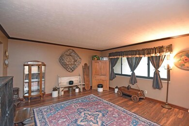 451 Nunn Ave, Wilmington, OH 45177 - photo 4