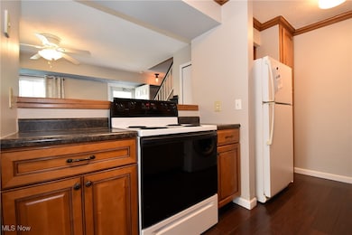 3093 Ivy Hill Cir unit D, Cortland, OH 44410 - photo 7