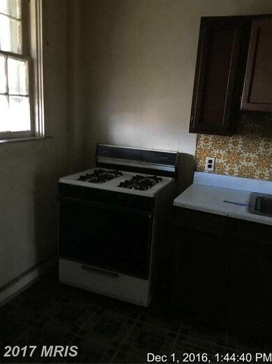 3404 Erdman Ave, Baltimore, MD 21213 - photo 7