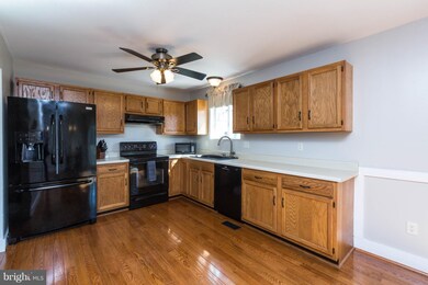 423 Taney Dr, Taneytown, MD 21787 - photo 7