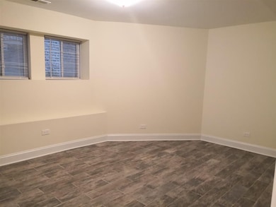 6330 N Rockwell St unit G, Chicago, IL 60659 - photo 2