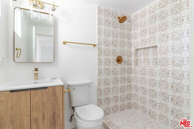 20771 Clark St, Woodland Hills, CA 91367 - photo 6