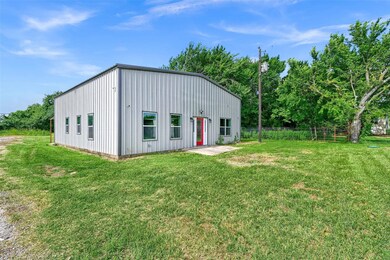 660 Delphia Dr, Denison, TX 75021 - photo 5