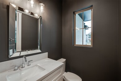 * PHOTO OF MODEL HOME * SELECTIONS MAY VARY * PHOT