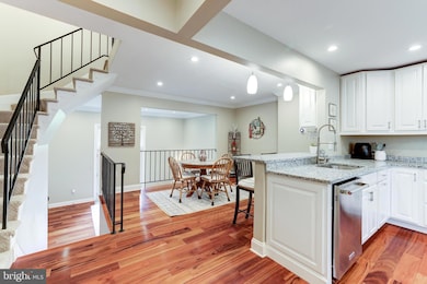 11867 Abercorn Ct, Reston, VA 20191 - photo 7