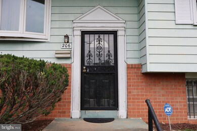 206 Pepper Ct, Capitol Heights, MD 20743 - photo 4
