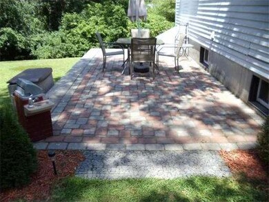 64 Mill St, Burlington, MA 01803 - photo 6