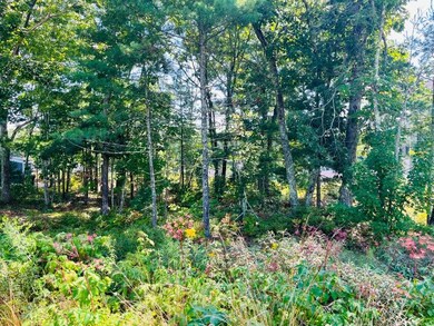 25 Juniper St, Old Orchard Beach, ME 04064 - photo 2