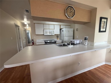 2459 Sweetwater Club Cir unit 16, Kissimmee, FL 34746 - photo 6