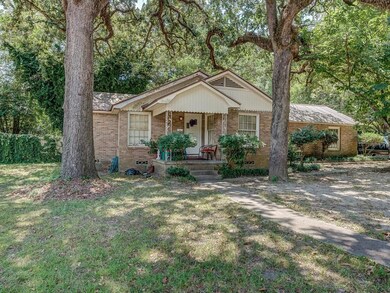 403 W Seale St, Nacogdoches, TX 75964 - photo 3