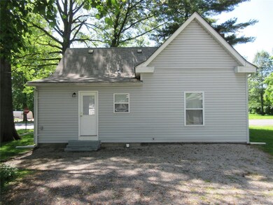 302 N Main St, Freeburg, IL 62243 - photo 3