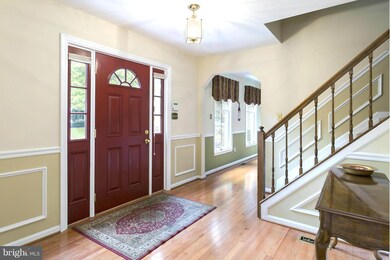 7127 Willow Brook Way, Columbia, MD 21046 - photo 2